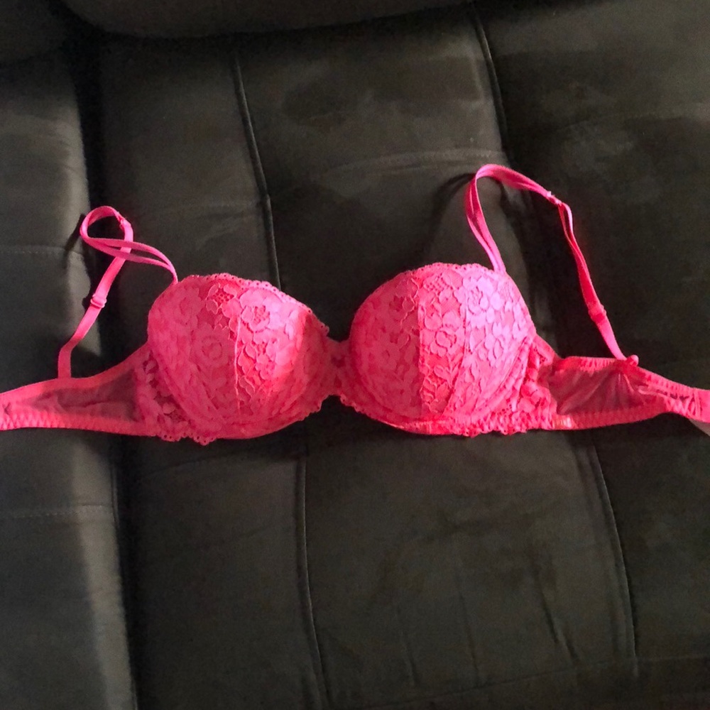 VS pink BRA. 34D